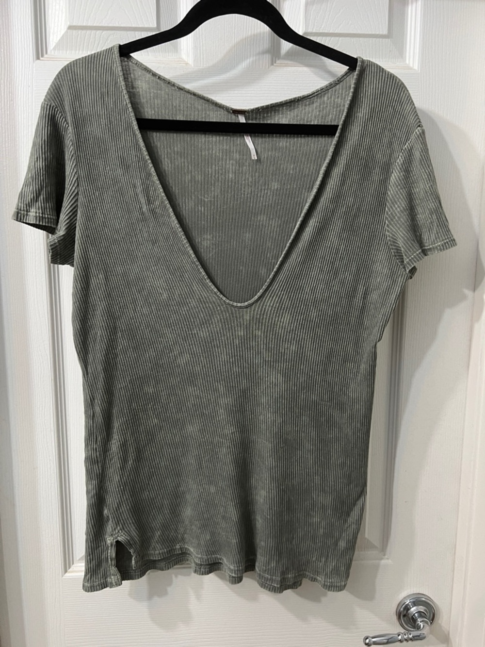 Free People Ribbed Deep V Short Sleeve Tee in Olive Size Medium